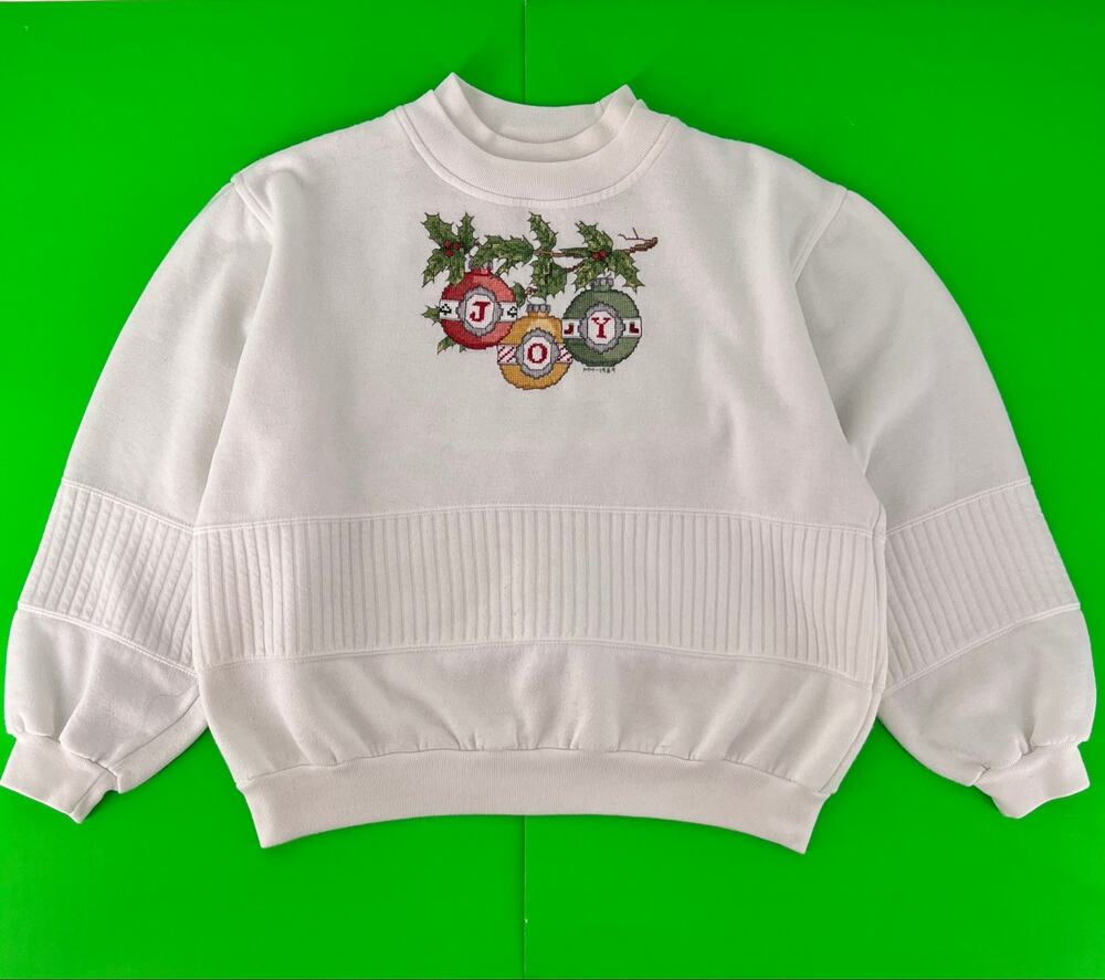 Vintage 80s Hand Stitched Christmas Crewneck Sweatshirt Crop Length Size Small
